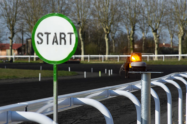 Signalisation lumineuse et sonore des faux départs